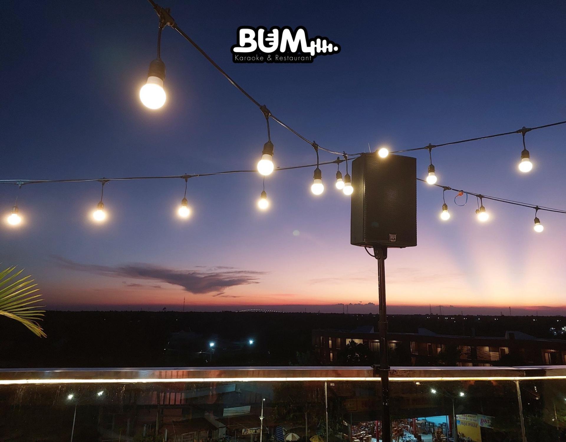 View tại tầng 4 nhà hàng Bum